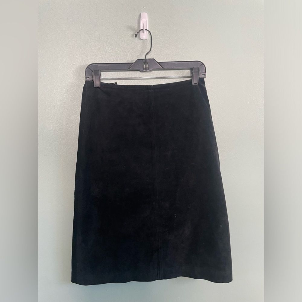 Wallis Black Leather Skirt Whimsy Goth Luxury Uptown Punk Knee-Length Minimalist
